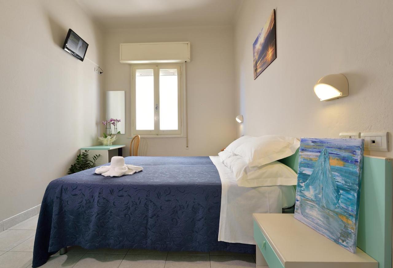 Hotel Oltremar B&B Cattolica Exterior foto